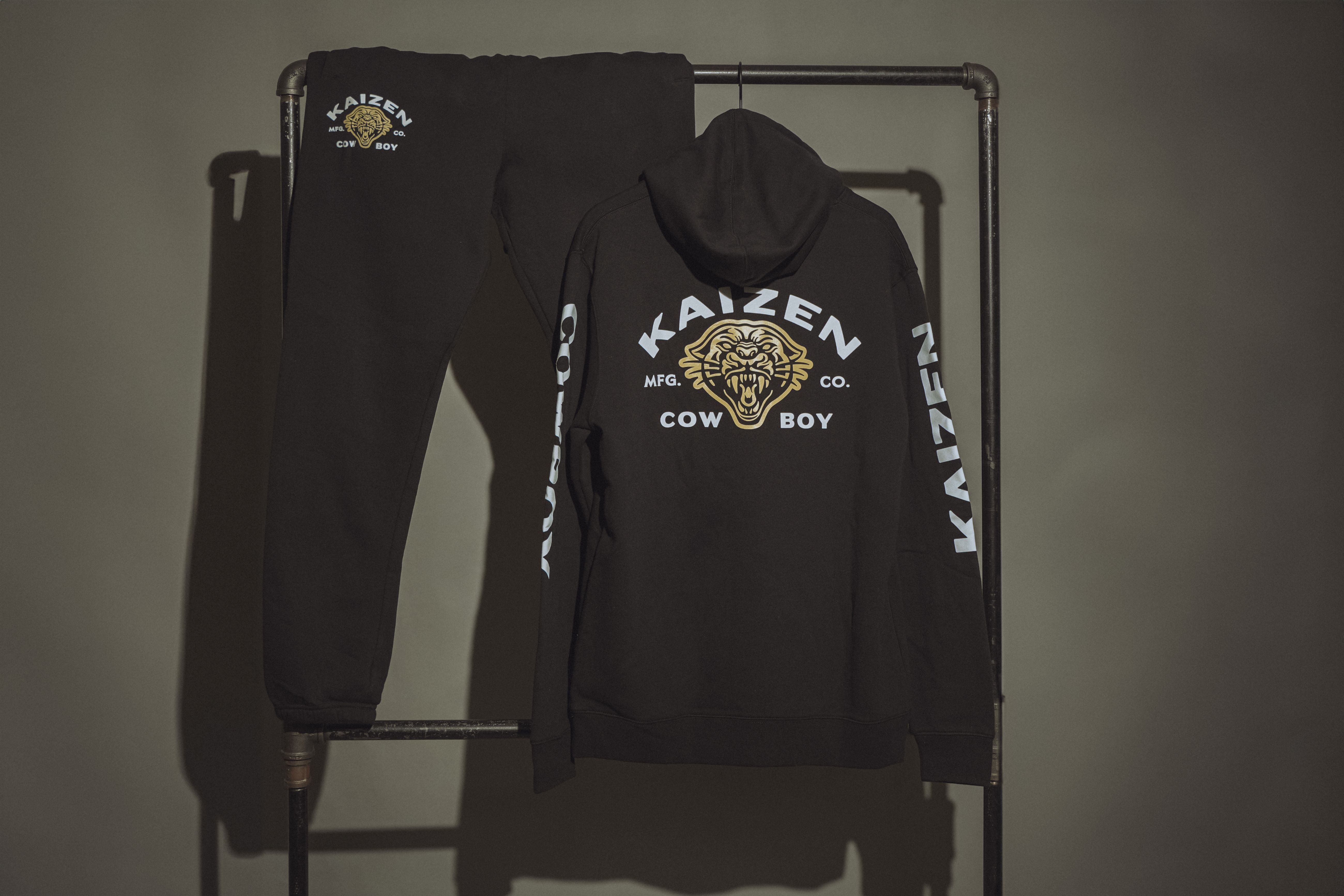 Kaizen Panther Sweats BLACK